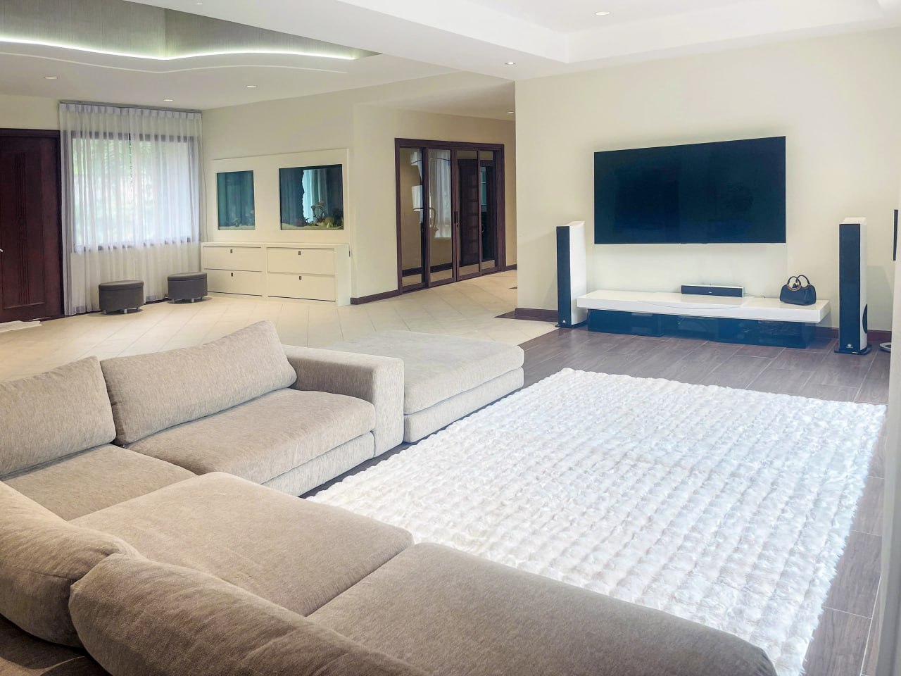 Аренда большой виллы после ремонта