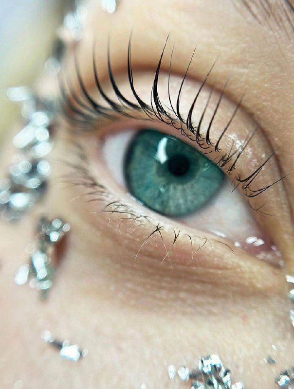 Ламинирование ресниц и бровей