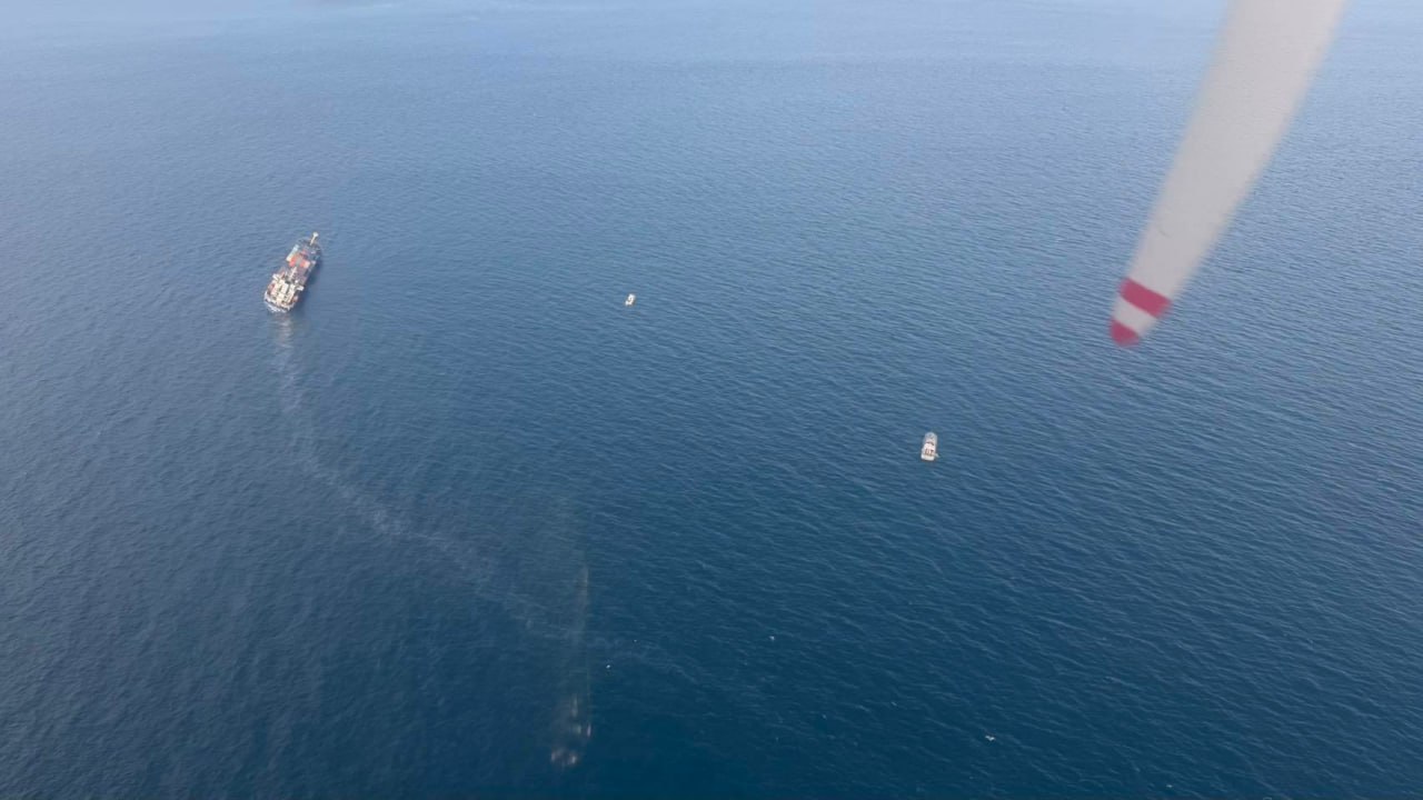 Крушение контейнеровоза у Пхукета