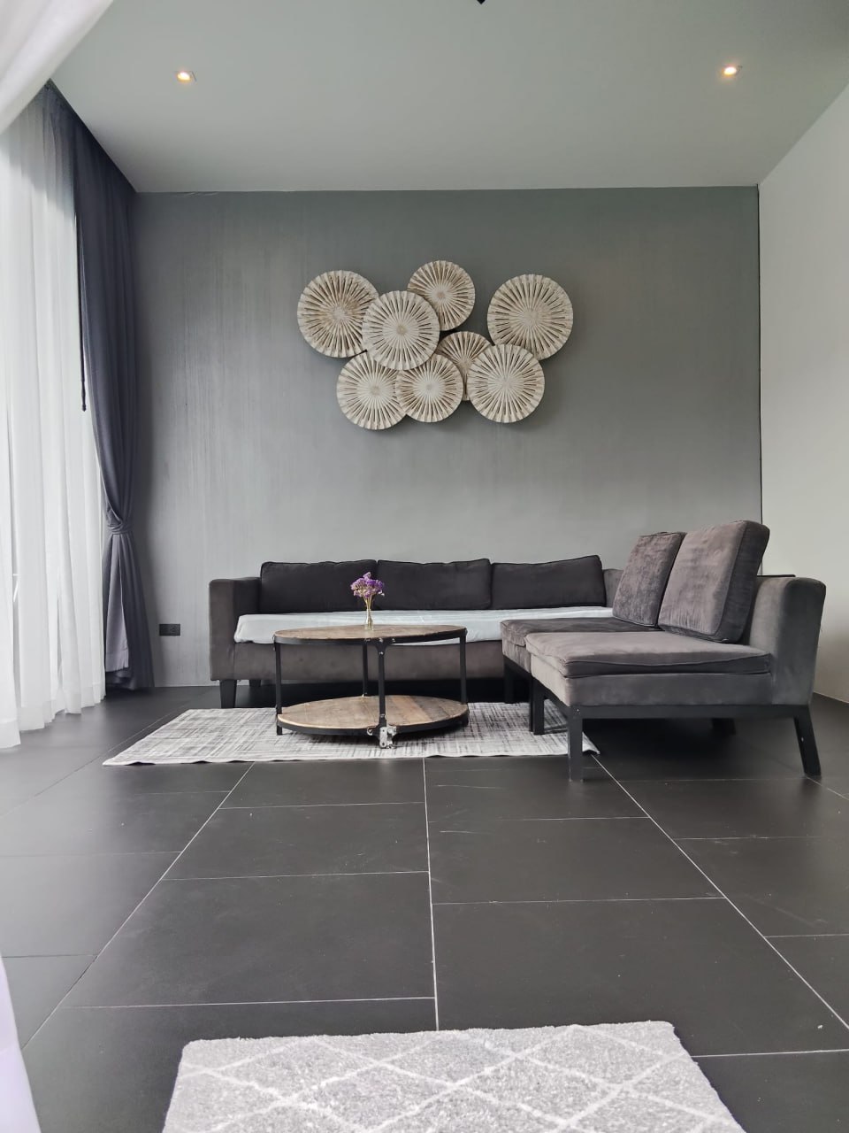 Вилла с бассейном в Чалонг / Раваи