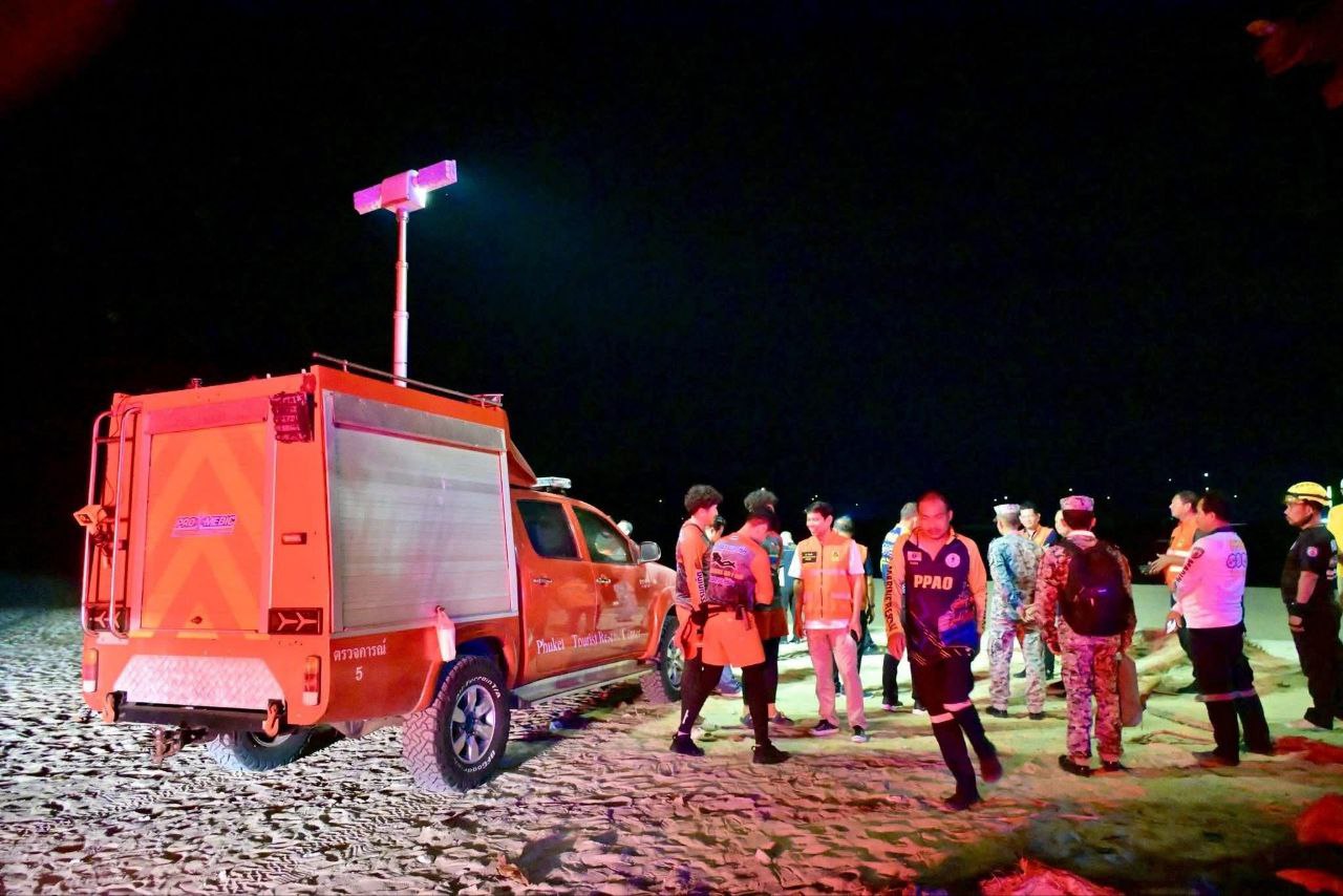 Разлив нефти у берегов Пхукета