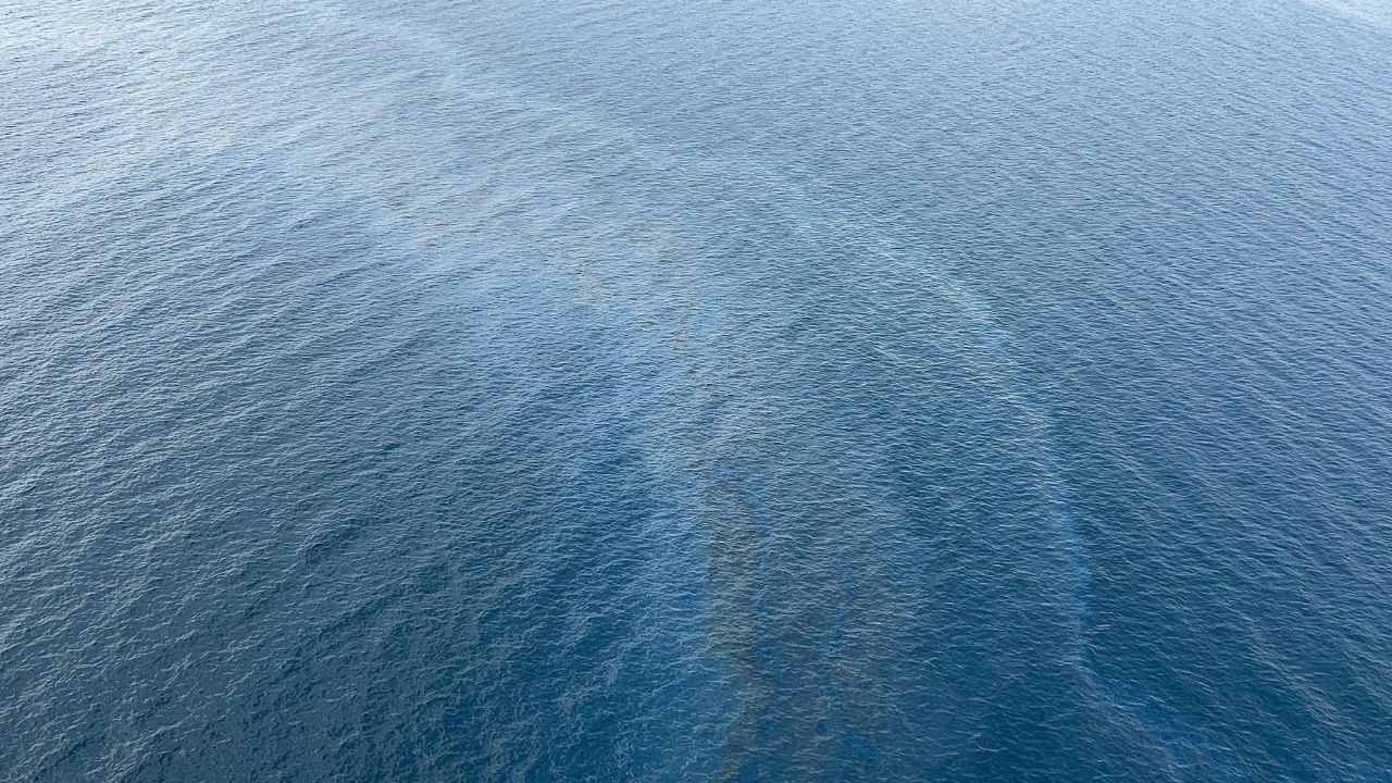 Разлив нефти у берегов Пхукета