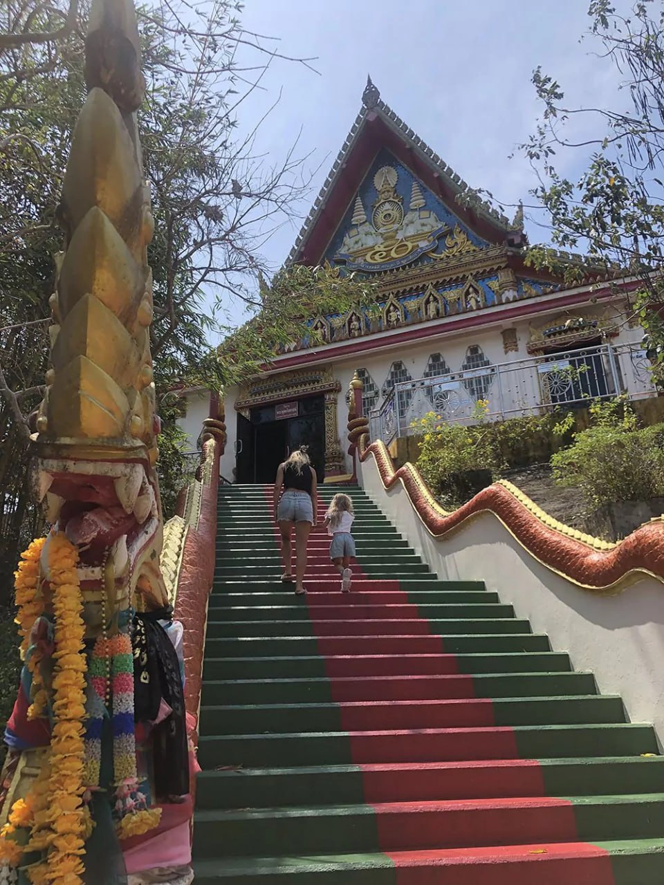 Буддийский храм на Пхукете