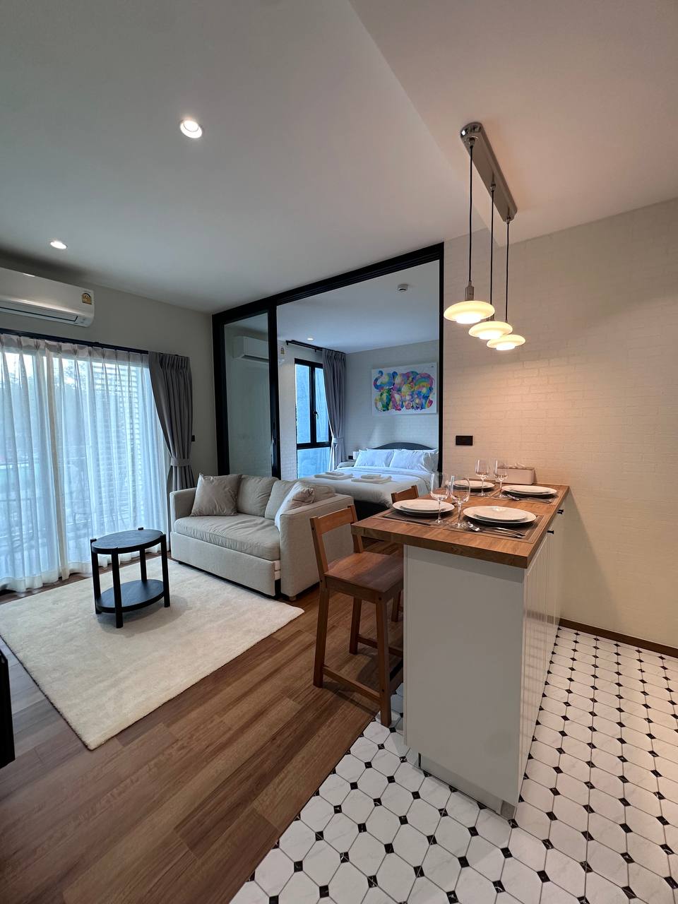 Аренда квартиры у моря, Найянг