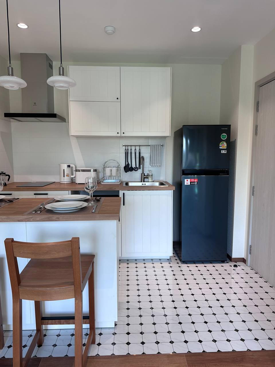 Аренда квартиры у моря, Найянг