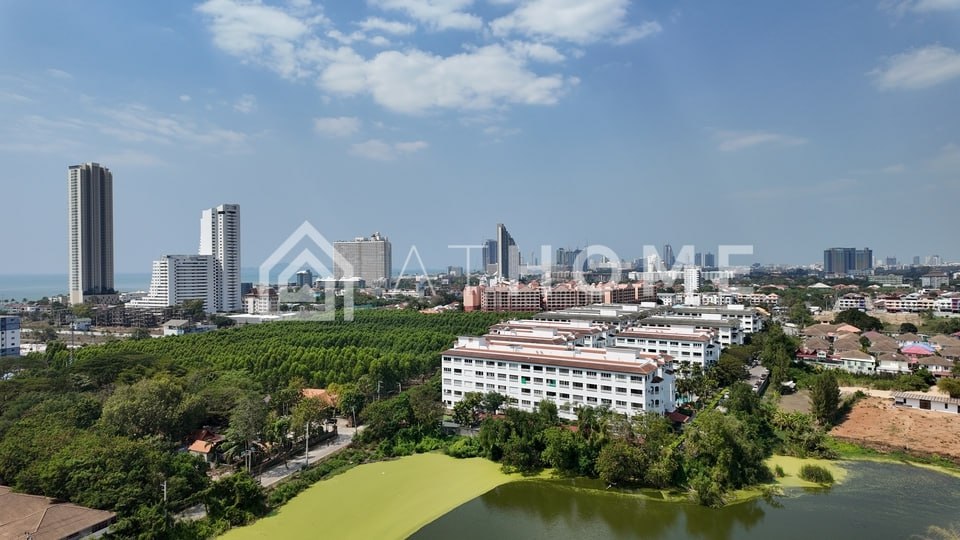 Квартира на Джомтьене, вид на город