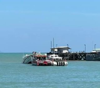 Спасение судна в заливе Макам