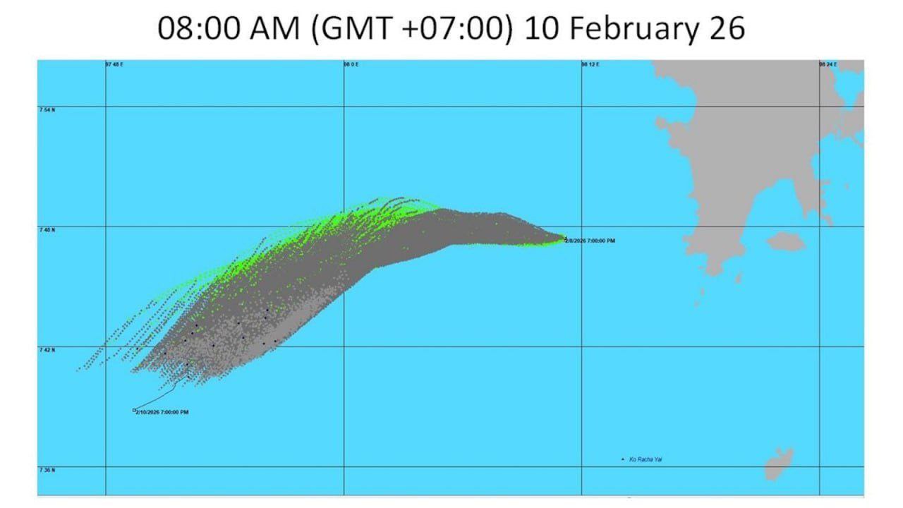 Утечка топлива от затонувшего корабля у Пхукета