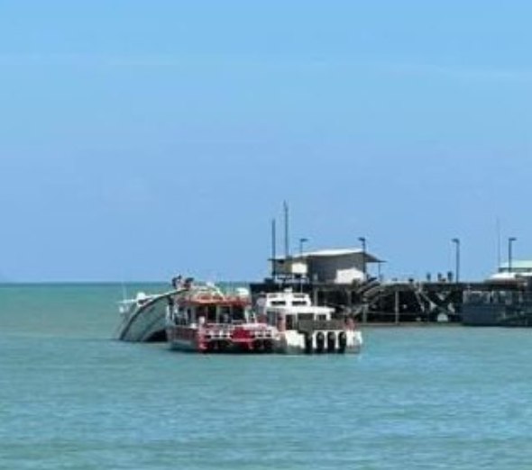 Спасение туристов в заливе Макам