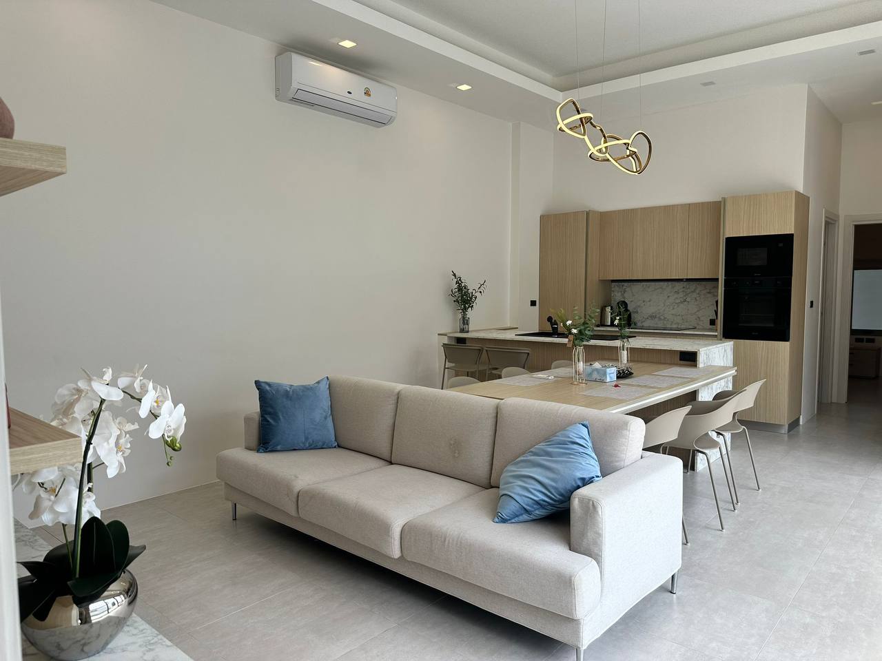 Аренда новой виллы в Най-Харн