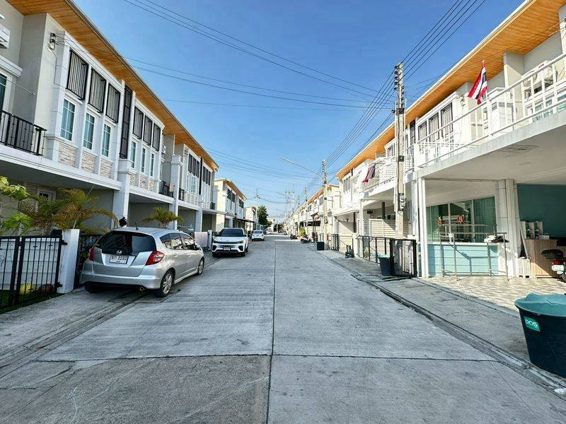 Аренда углового дома с мебелью