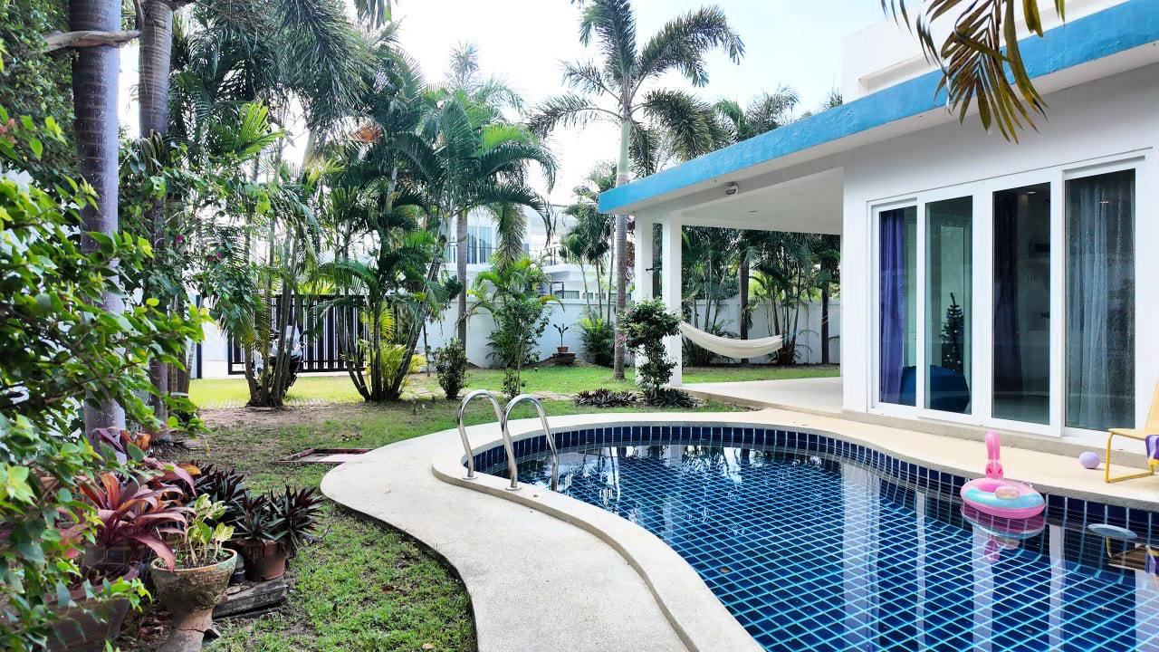 Идеальный дом в Паттайе с бассейном