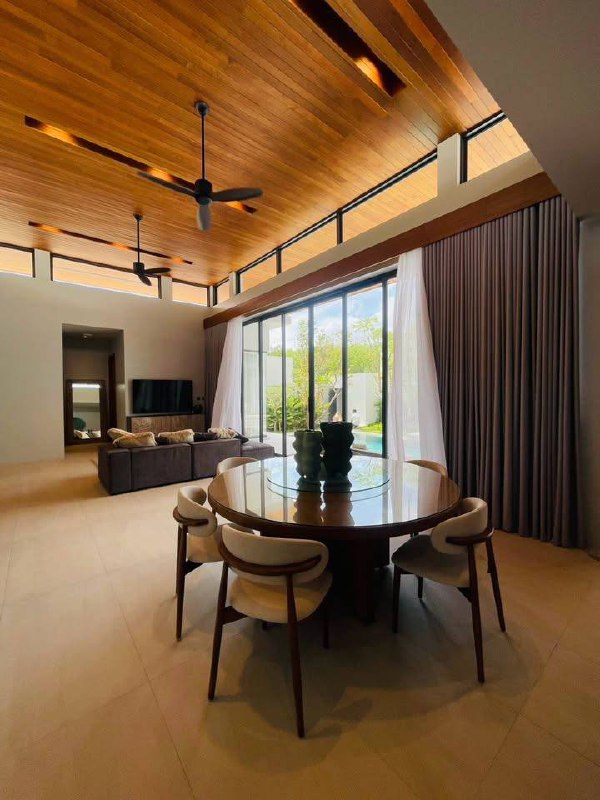 Аренда роскошного дома с бассейном