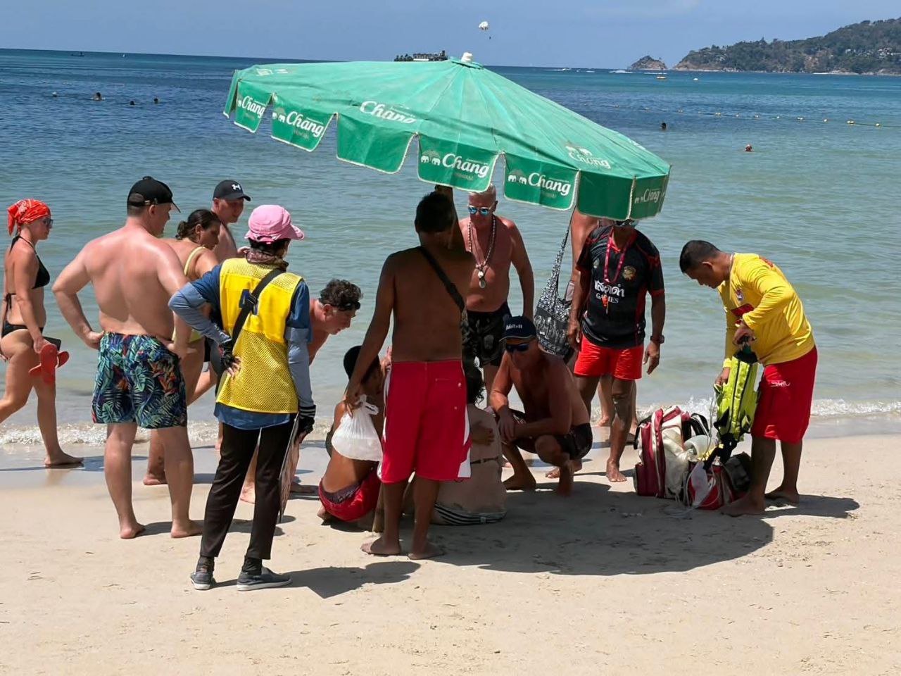 Спасение туристки в Патонге