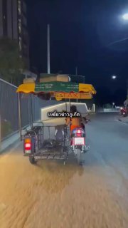 Ребёнок за рулём в Чернгтале