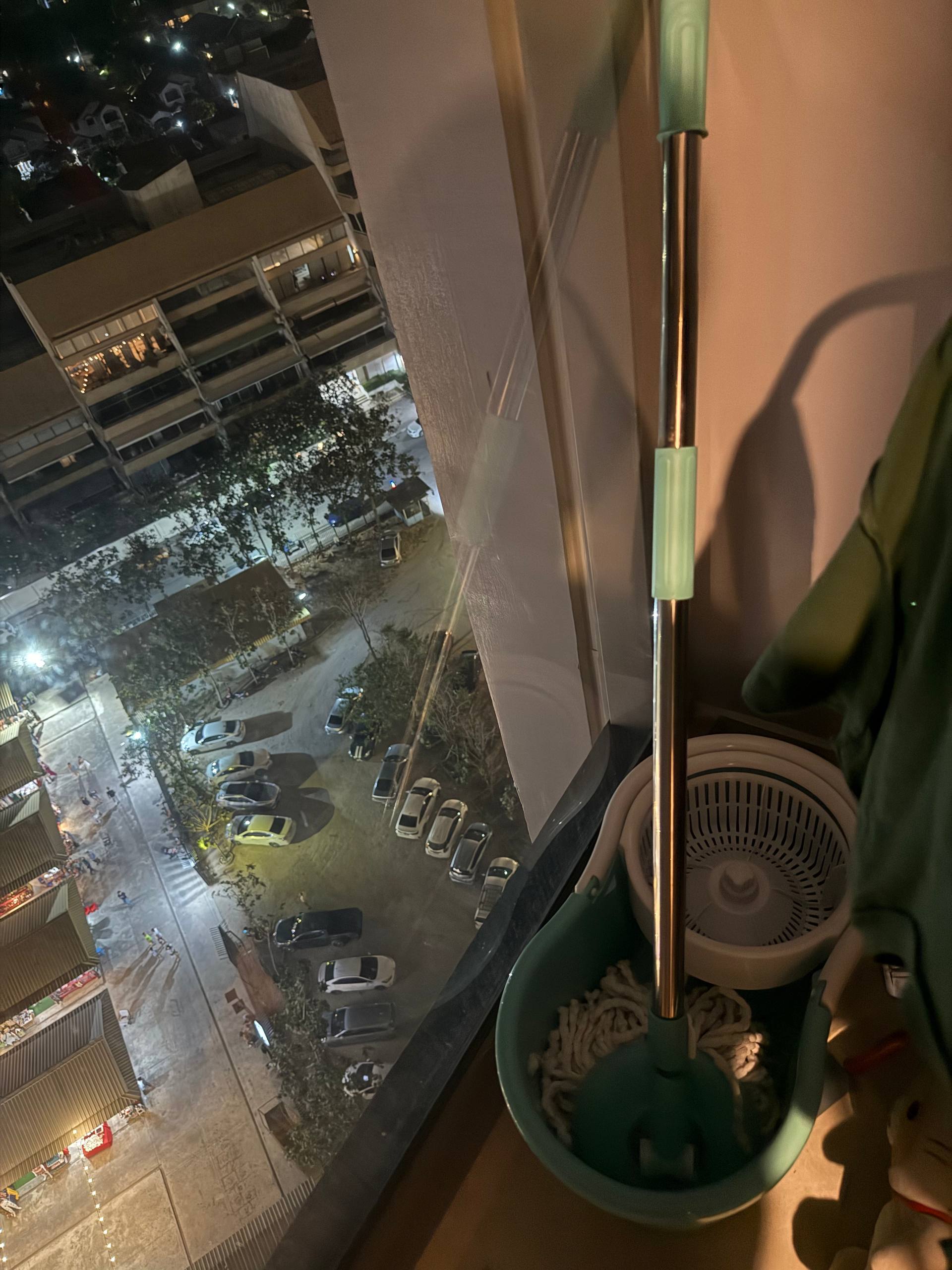 Продажа различных товаров за 300 бат