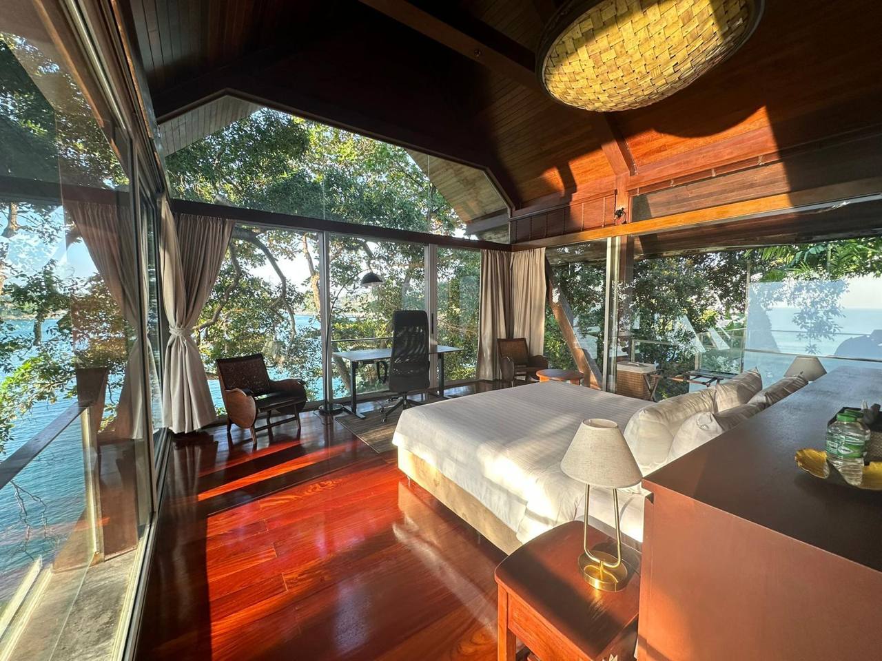 Аренда виллы на первой линии моря