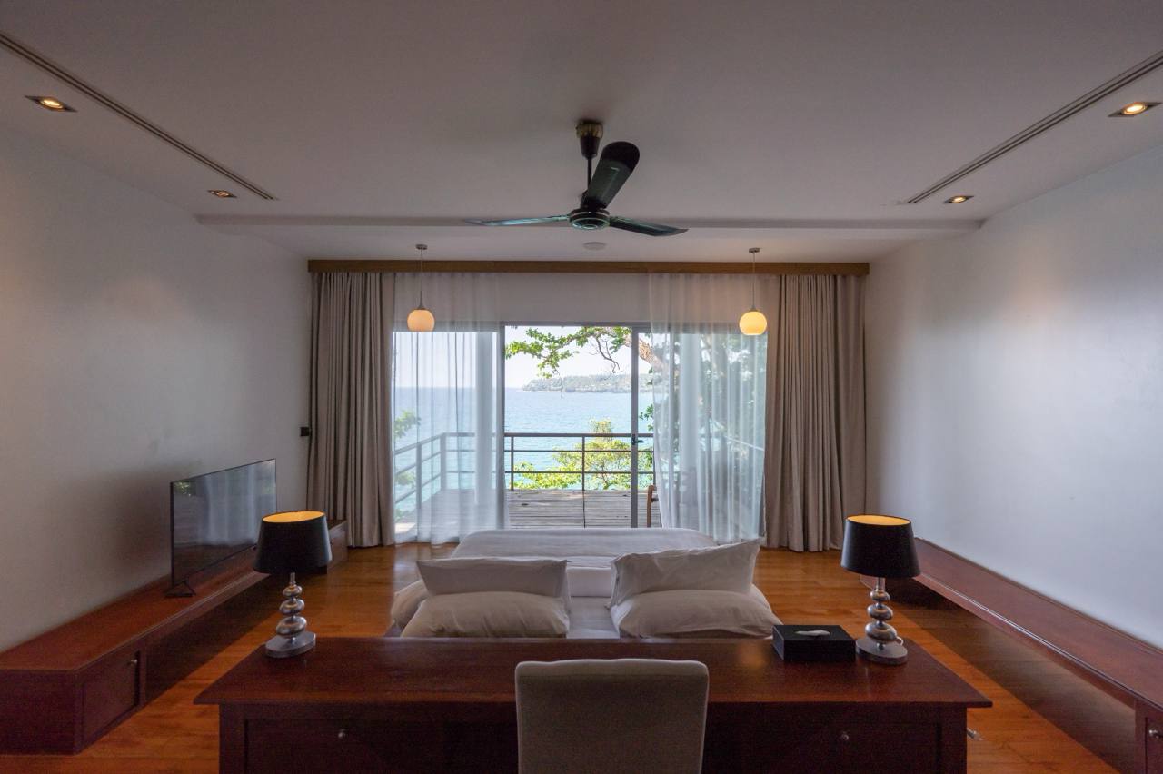 Аренда виллы на первой линии моря