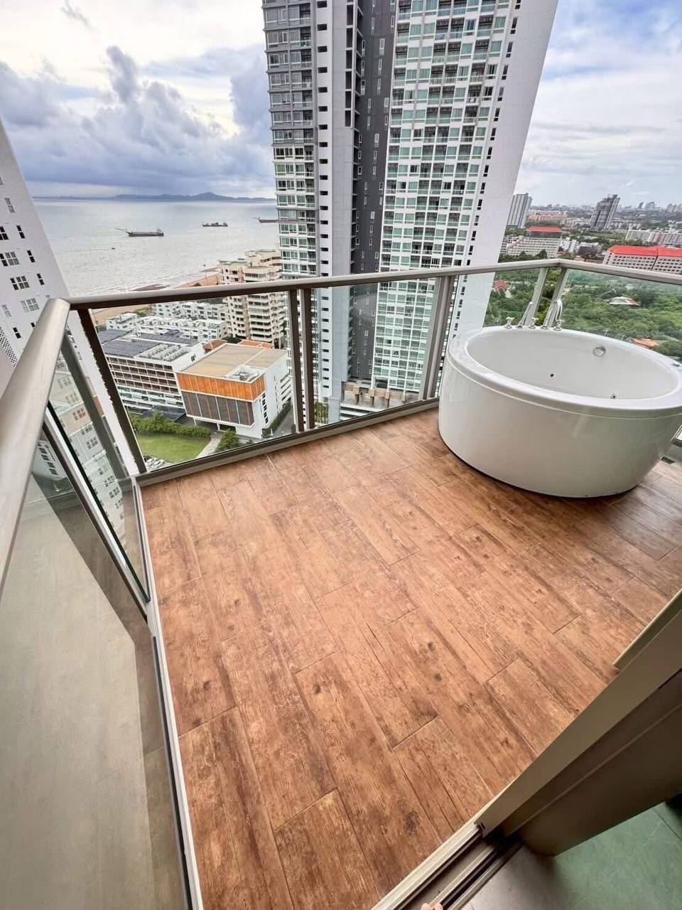 Аренда 1 бедрум с джакузи и видом на море