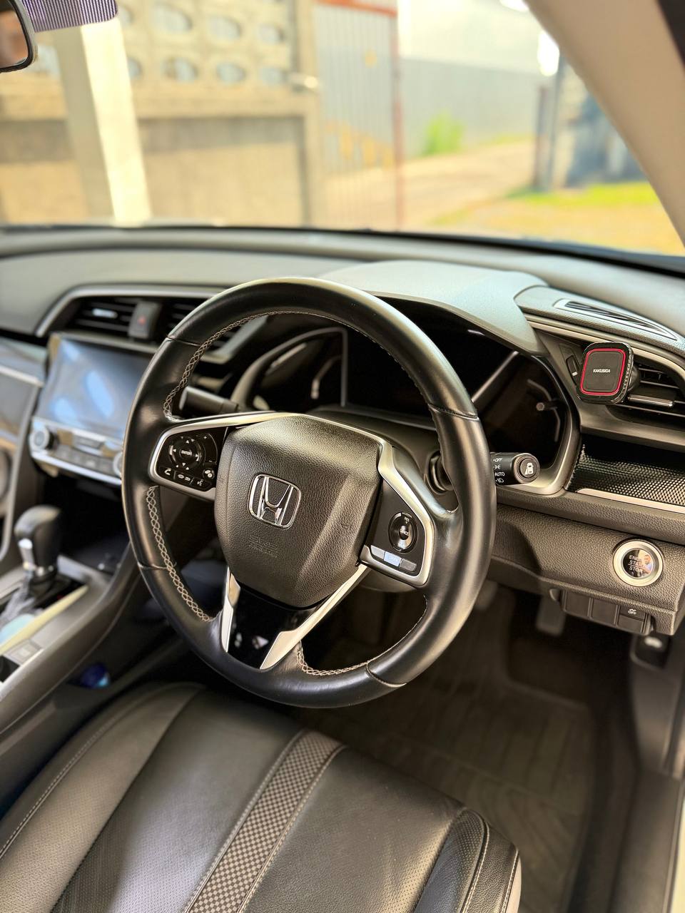 Продажа автомобиля 2020 года