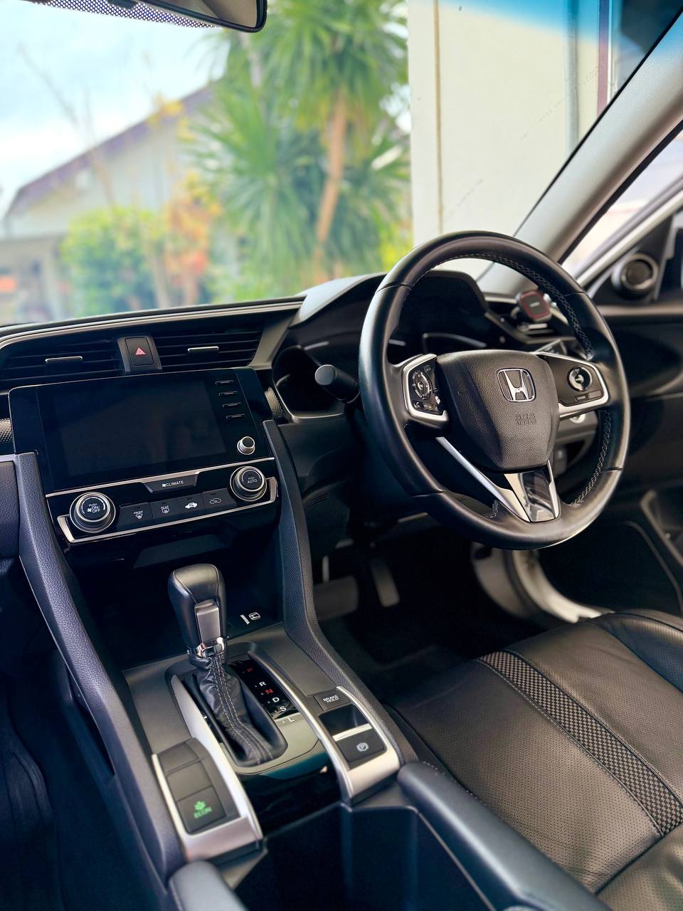 Продажа автомобиля 2020 года