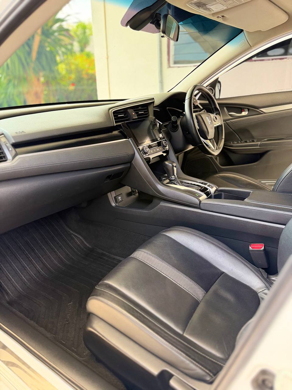 Продажа автомобиля 2020 года