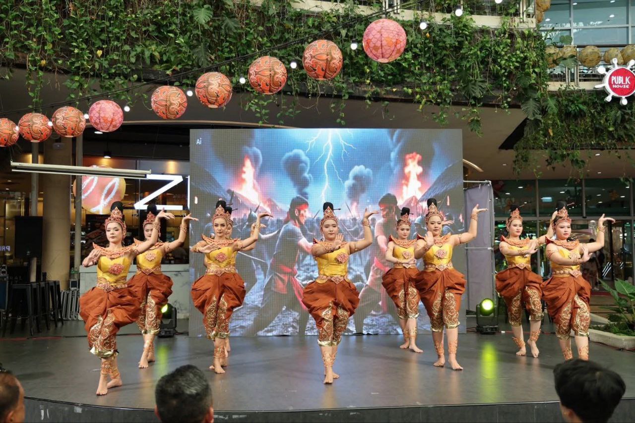 Грандиозное шоу в Пхукете