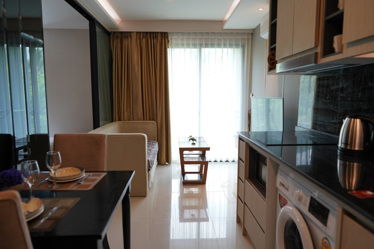 Комфортная квартира с бассейном и фитнесом