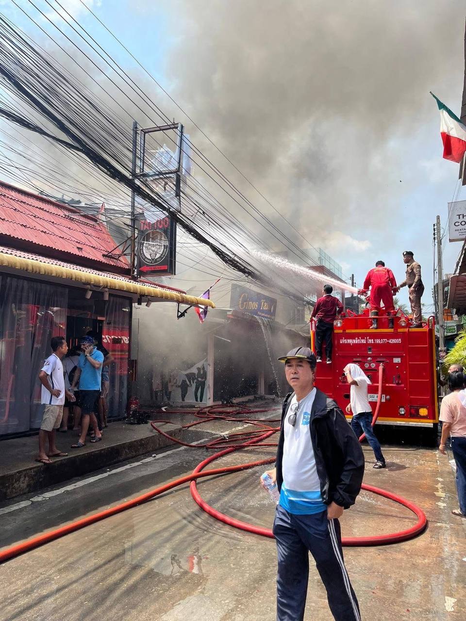 Крупный пожар в Фишерманс Вилладж