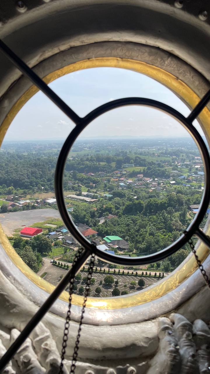 Посещение храма с уникальной архитектурой