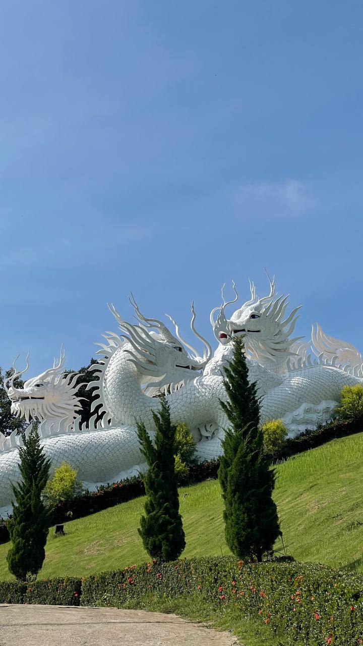 Посещение храма с уникальной архитектурой