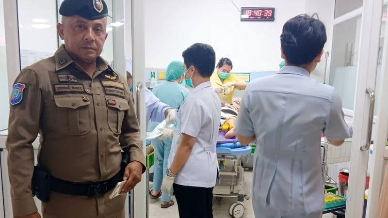 Россиянка госпитализирована после падения с балкона