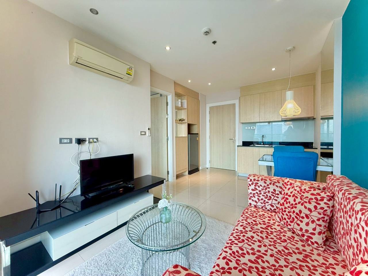 Аренда 1 бедрум 37 кв.м на высоком этаже