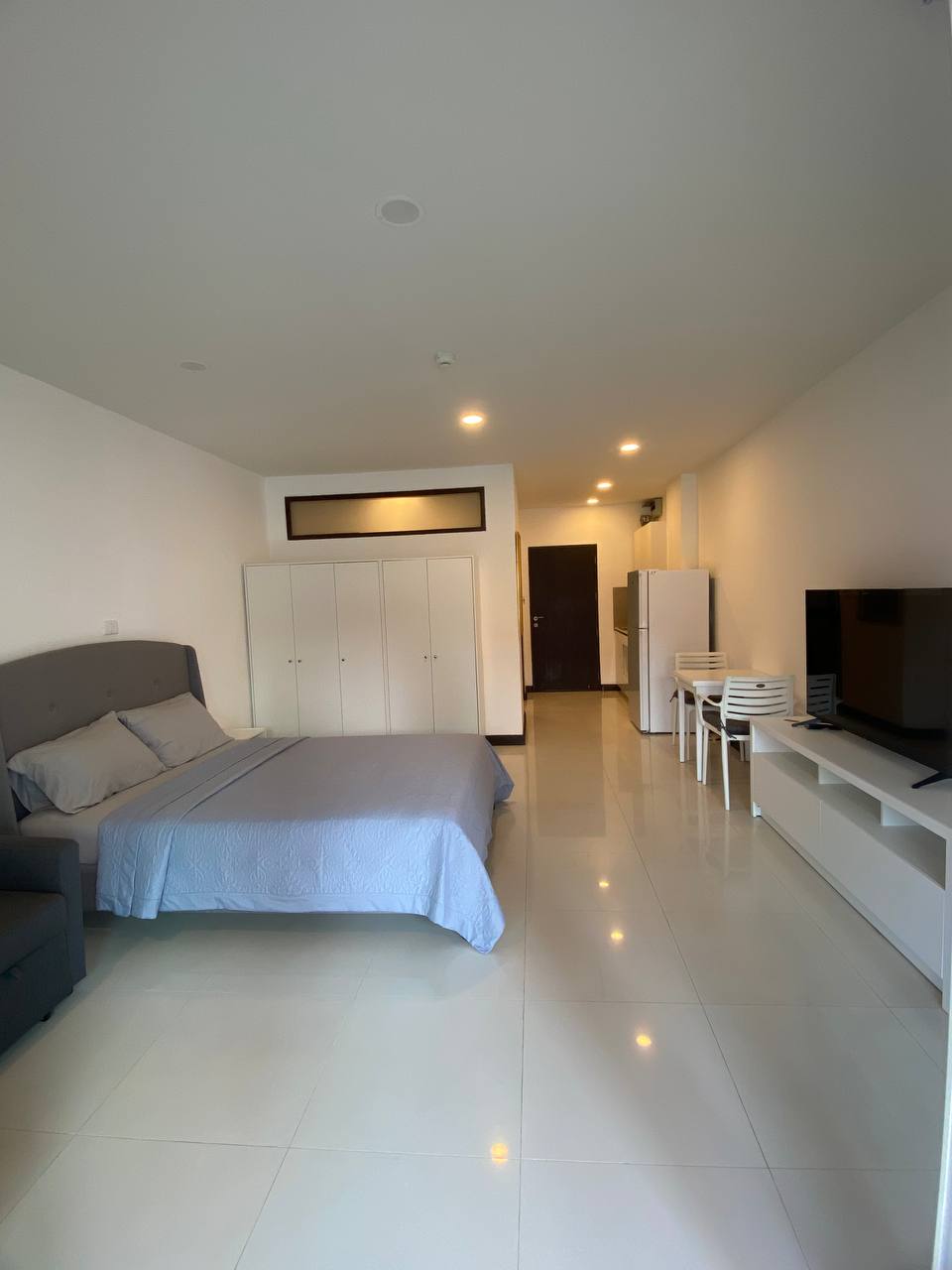 Аренда студии на первой линии у моря